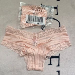 Victoria’s Secret cheeky panty XS